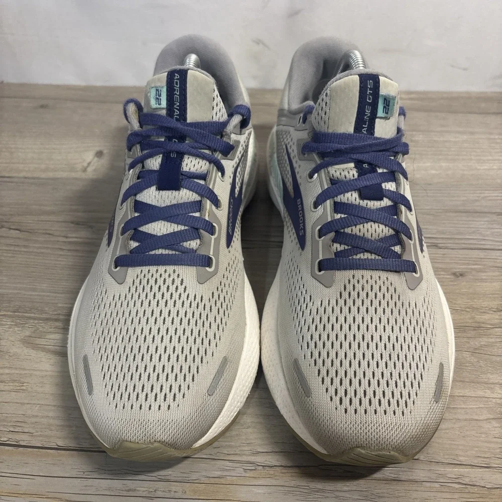Womens 11 Brooks Adrenaline GTS 22 Running Training Sneaker Gray Blue White Shoe
